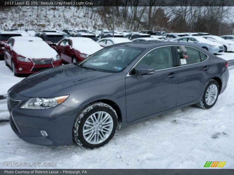 Front 3/4 View of 2013 ES 350