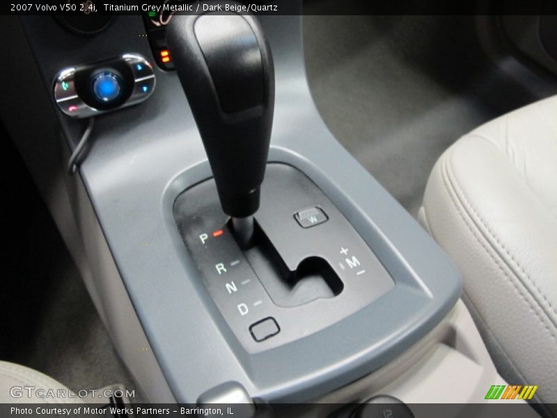 Titanium Grey Metallic / Dark Beige/Quartz 2007 Volvo V50 2.4i