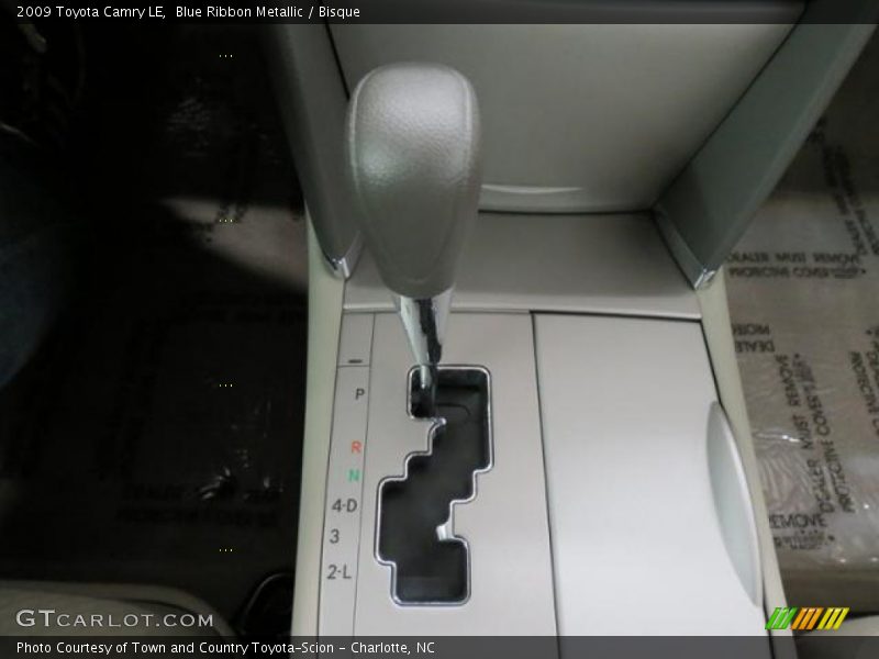 Blue Ribbon Metallic / Bisque 2009 Toyota Camry LE