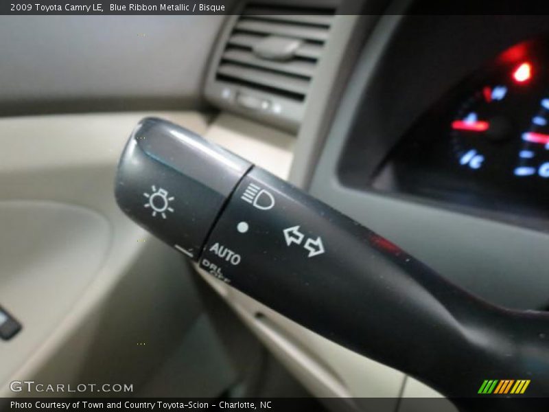 Blue Ribbon Metallic / Bisque 2009 Toyota Camry LE