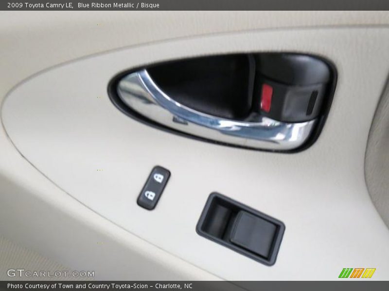 Blue Ribbon Metallic / Bisque 2009 Toyota Camry LE
