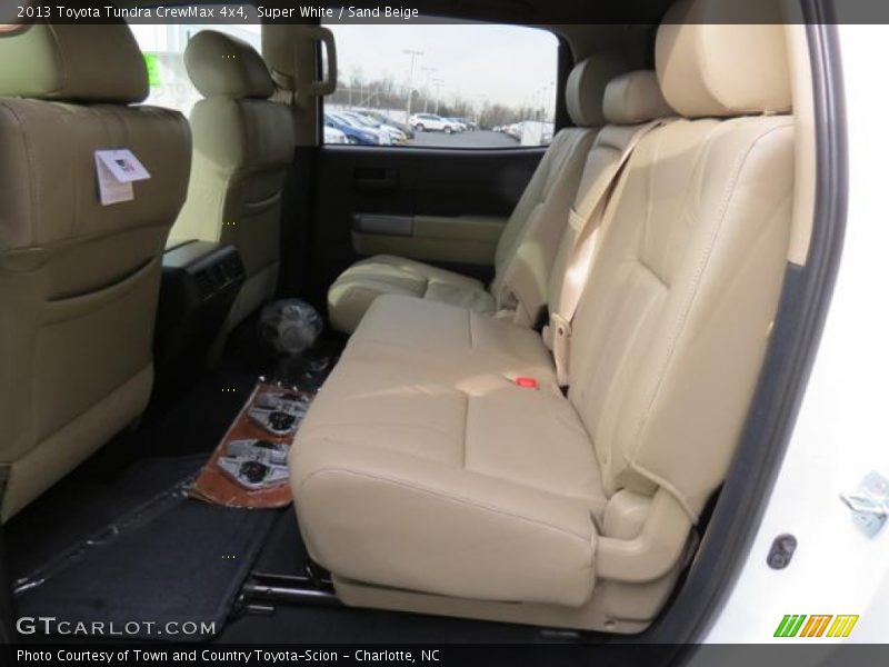 Super White / Sand Beige 2013 Toyota Tundra CrewMax 4x4