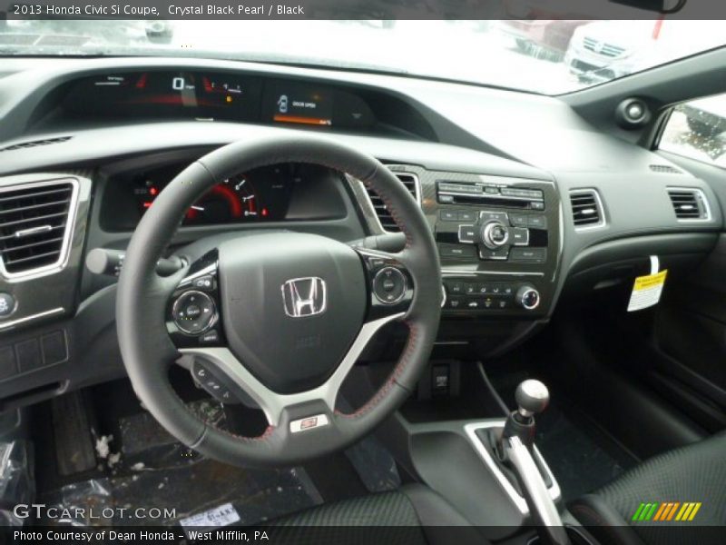 Dashboard of 2013 Civic Si Coupe