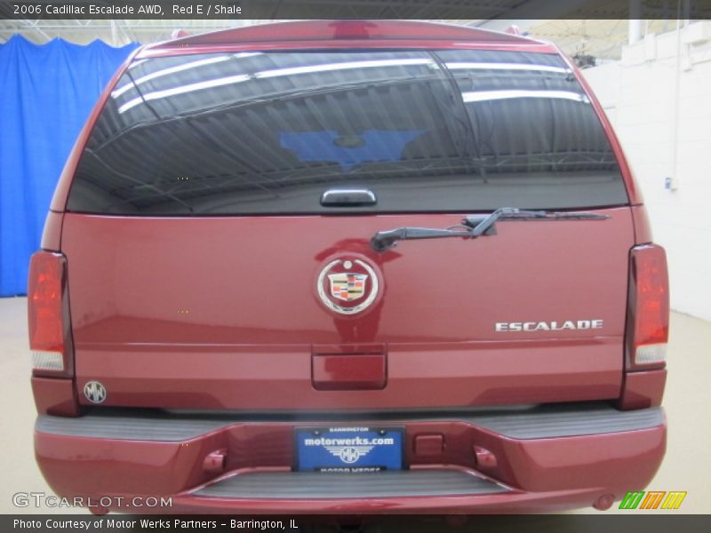 Red E / Shale 2006 Cadillac Escalade AWD