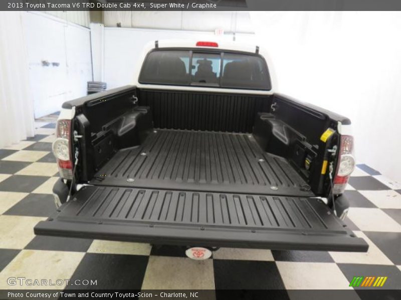 Super White / Graphite 2013 Toyota Tacoma V6 TRD Double Cab 4x4