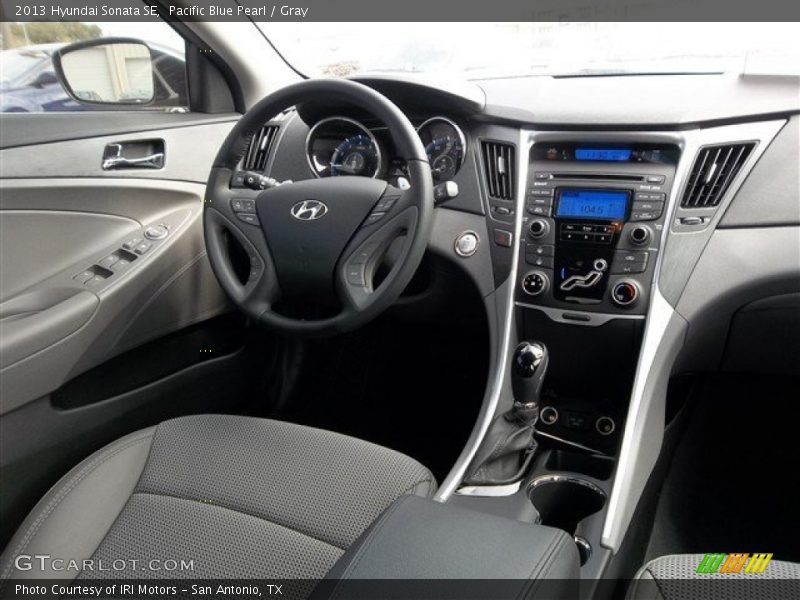 Pacific Blue Pearl / Gray 2013 Hyundai Sonata SE