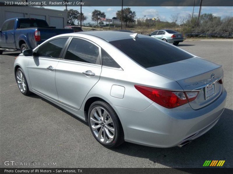 Radiant Silver / Gray 2013 Hyundai Sonata SE