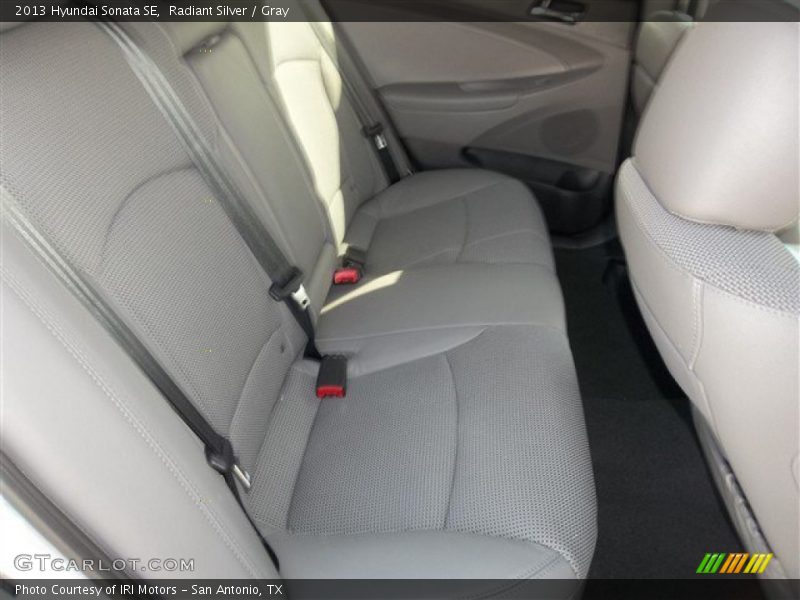 Radiant Silver / Gray 2013 Hyundai Sonata SE