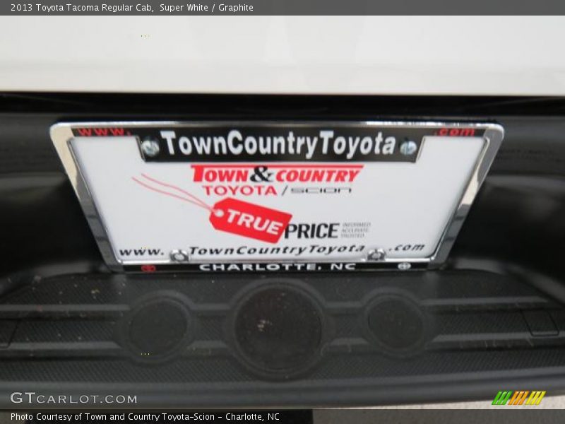Super White / Graphite 2013 Toyota Tacoma Regular Cab