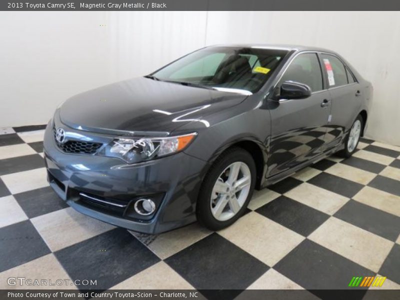 Magnetic Gray Metallic / Black 2013 Toyota Camry SE