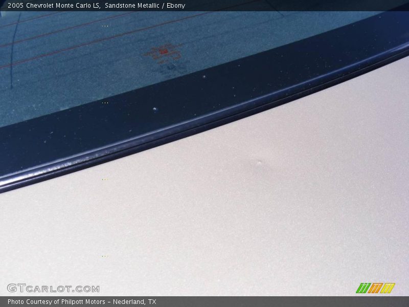 Sandstone Metallic / Ebony 2005 Chevrolet Monte Carlo LS