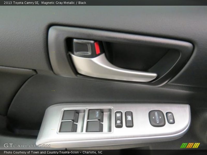 Magnetic Gray Metallic / Black 2013 Toyota Camry SE