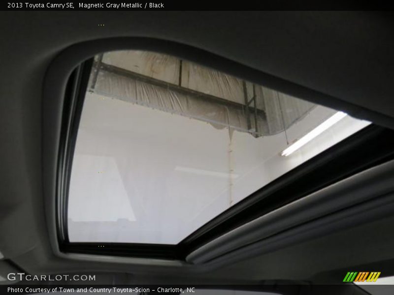 Magnetic Gray Metallic / Black 2013 Toyota Camry SE