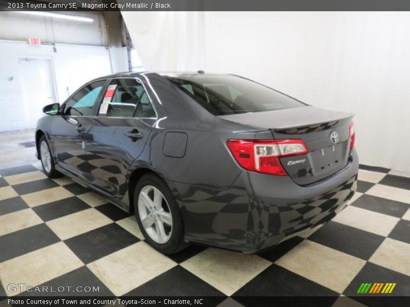 Magnetic Gray Metallic / Black 2013 Toyota Camry SE