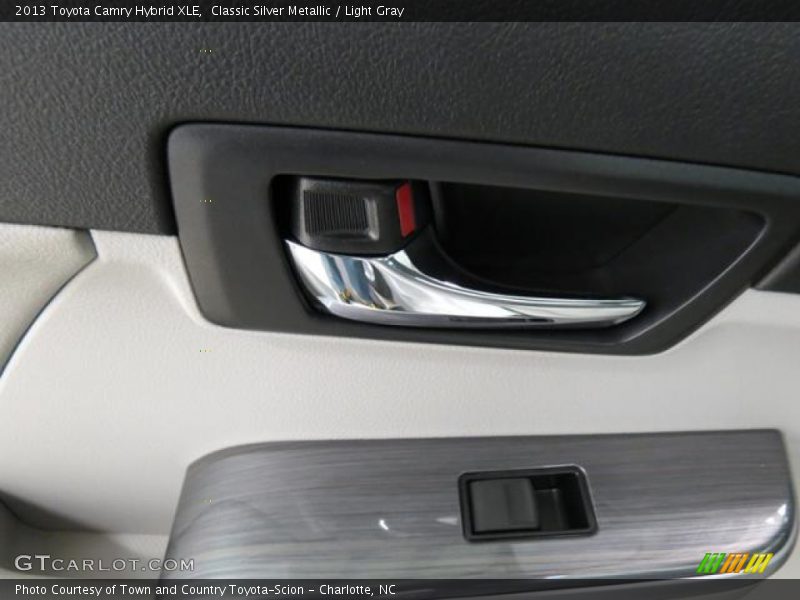 Classic Silver Metallic / Light Gray 2013 Toyota Camry Hybrid XLE