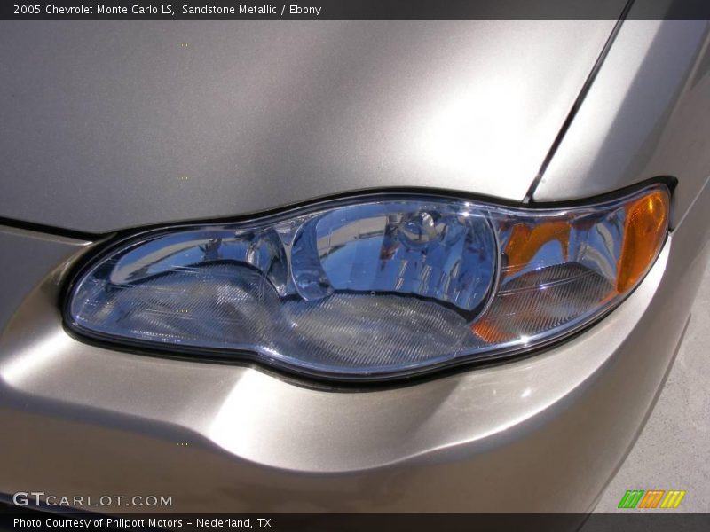 Sandstone Metallic / Ebony 2005 Chevrolet Monte Carlo LS