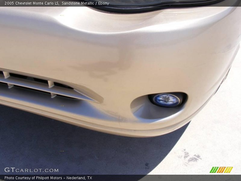 Sandstone Metallic / Ebony 2005 Chevrolet Monte Carlo LS