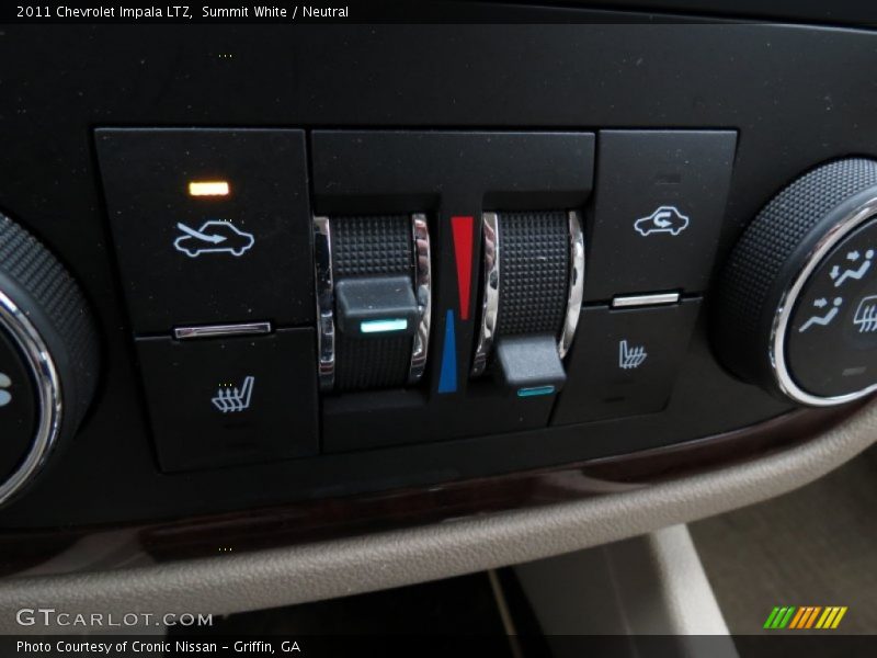Summit White / Neutral 2011 Chevrolet Impala LTZ