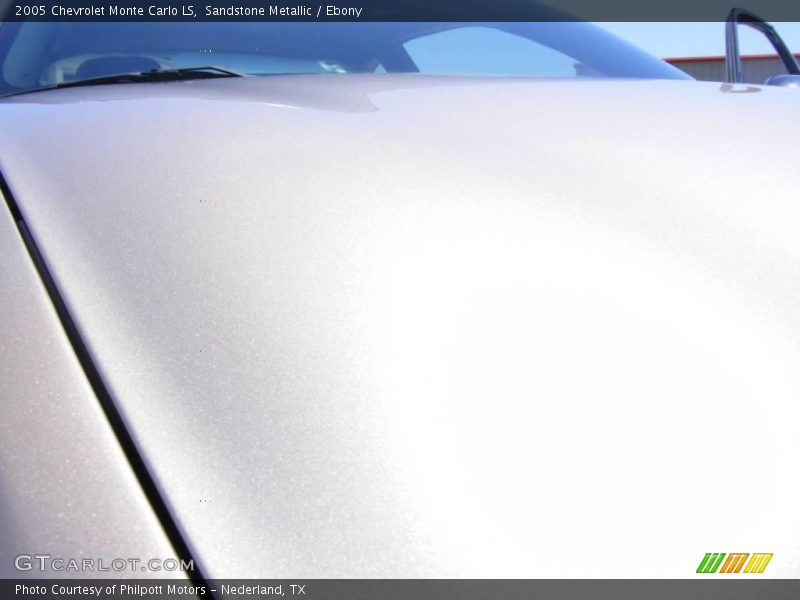 Sandstone Metallic / Ebony 2005 Chevrolet Monte Carlo LS