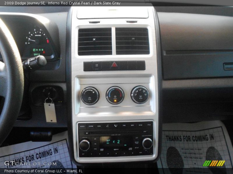 Inferno Red Crystal Pearl / Dark Slate Gray 2009 Dodge Journey SE