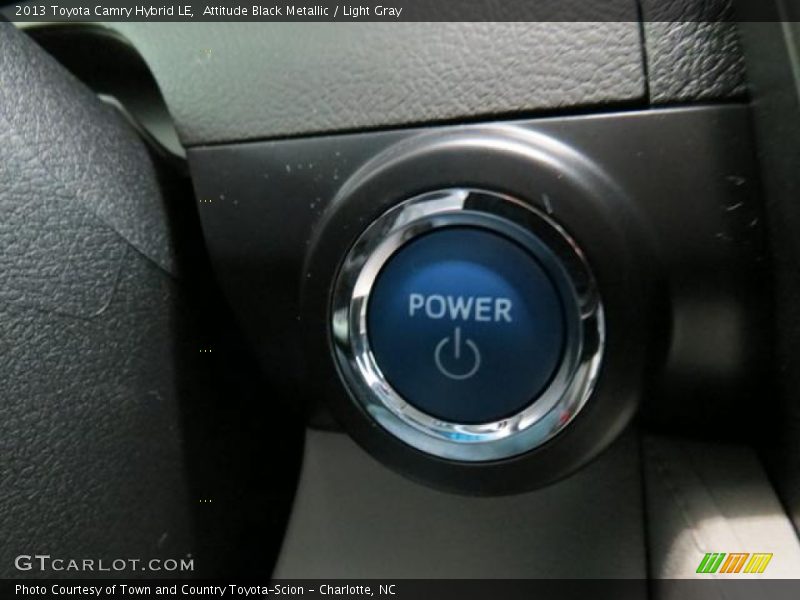 Attitude Black Metallic / Light Gray 2013 Toyota Camry Hybrid LE
