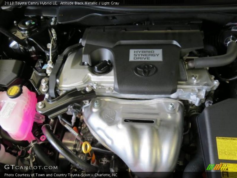 Attitude Black Metallic / Light Gray 2013 Toyota Camry Hybrid LE