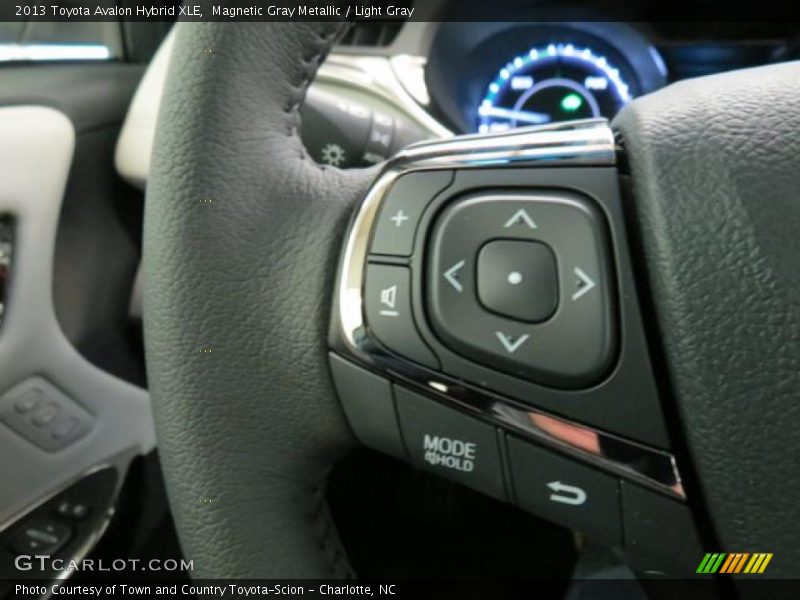 Magnetic Gray Metallic / Light Gray 2013 Toyota Avalon Hybrid XLE