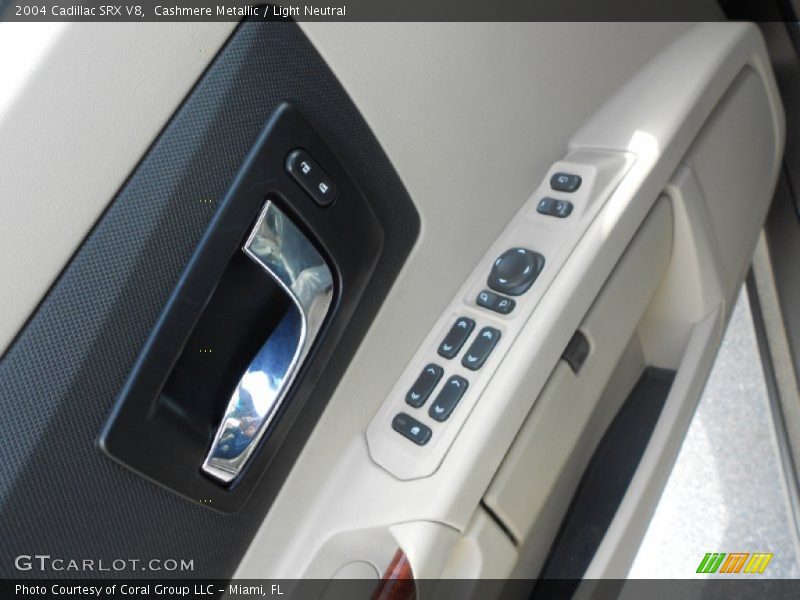 Cashmere Metallic / Light Neutral 2004 Cadillac SRX V8