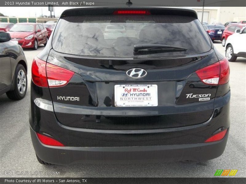 Ash Black / Taupe 2013 Hyundai Tucson Limited