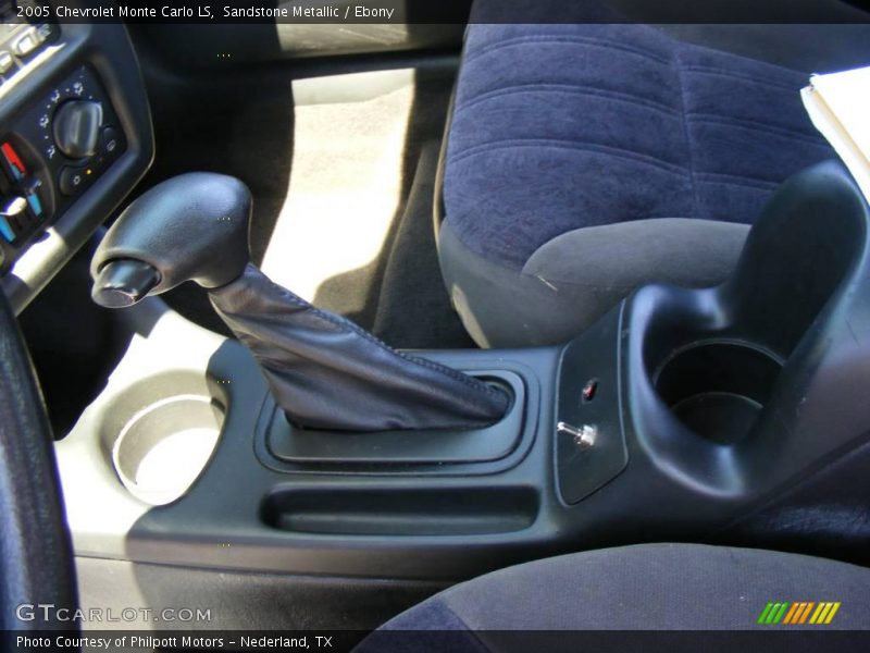 Sandstone Metallic / Ebony 2005 Chevrolet Monte Carlo LS