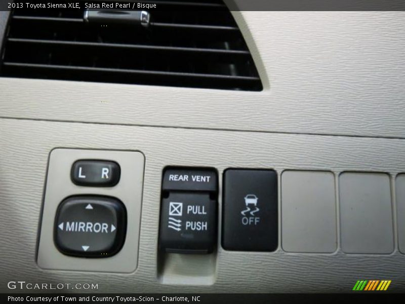 Salsa Red Pearl / Bisque 2013 Toyota Sienna XLE