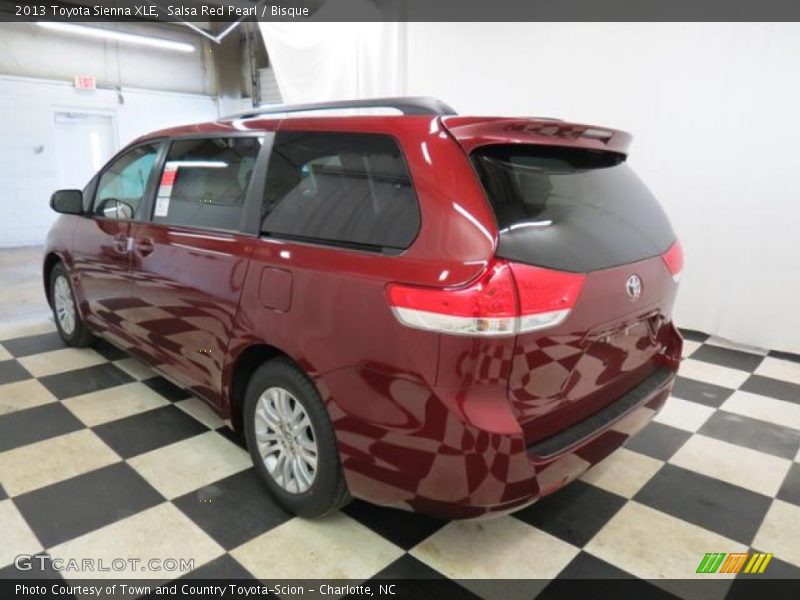 Salsa Red Pearl / Bisque 2013 Toyota Sienna XLE
