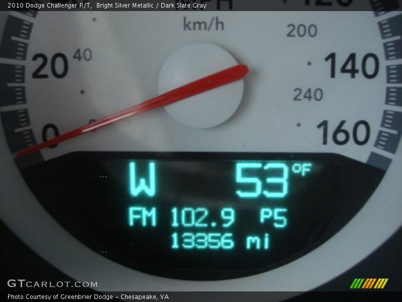 Bright Silver Metallic / Dark Slate Gray 2010 Dodge Challenger R/T