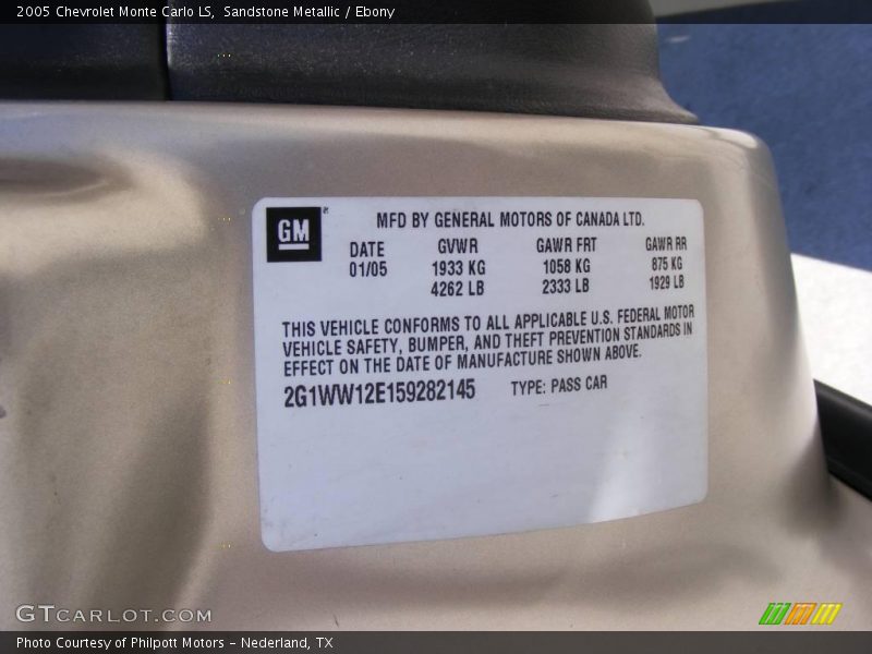 Sandstone Metallic / Ebony 2005 Chevrolet Monte Carlo LS
