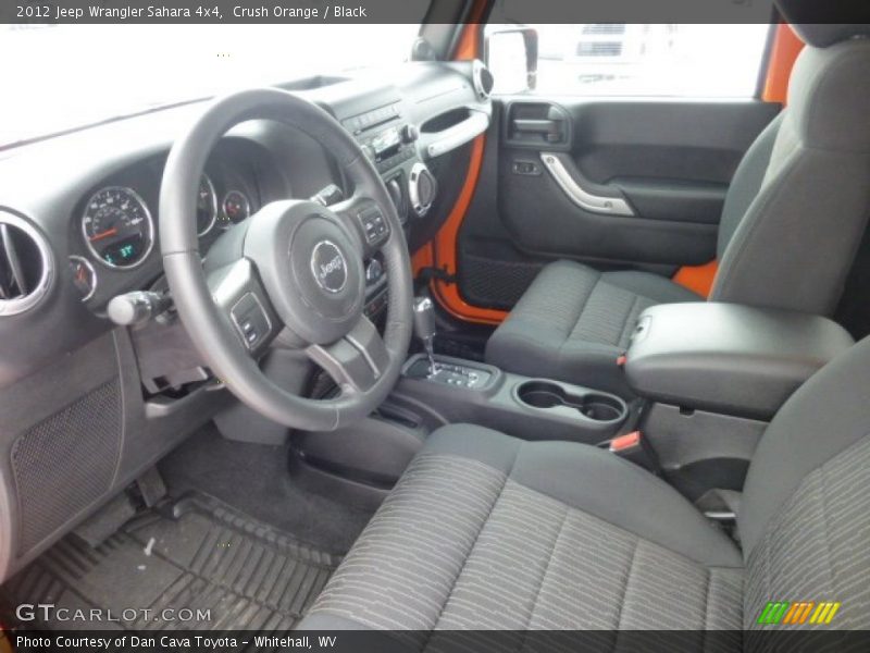  2012 Wrangler Sahara 4x4 Black Interior