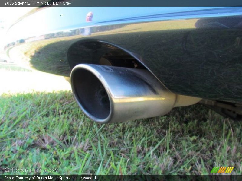 Exhaust of 2005 tC 