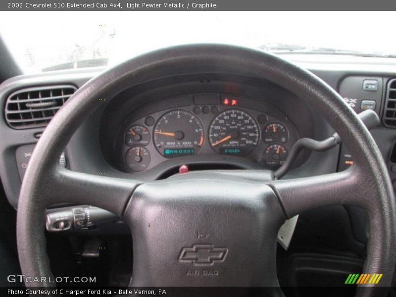 Light Pewter Metallic / Graphite 2002 Chevrolet S10 Extended Cab 4x4