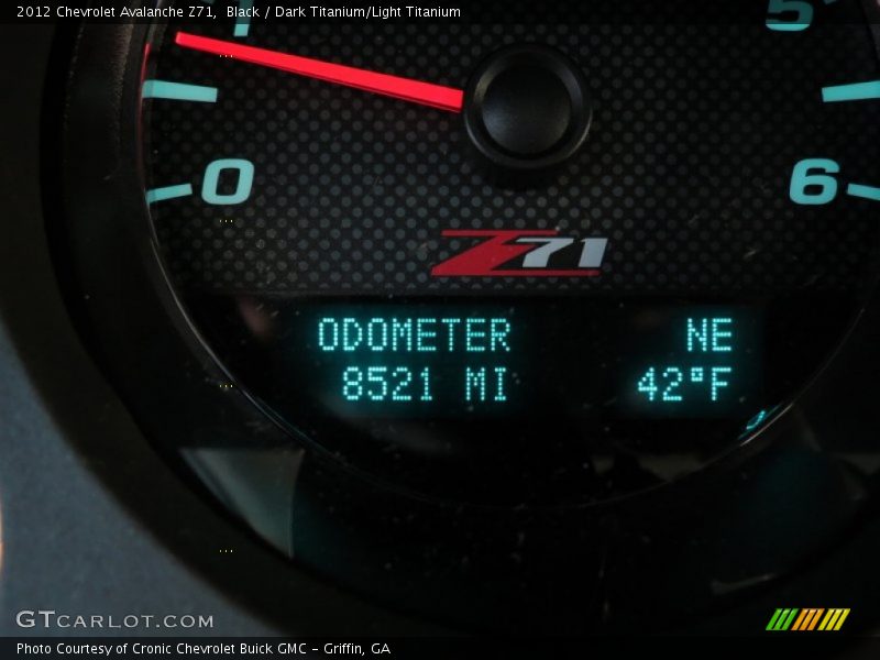 Black / Dark Titanium/Light Titanium 2012 Chevrolet Avalanche Z71