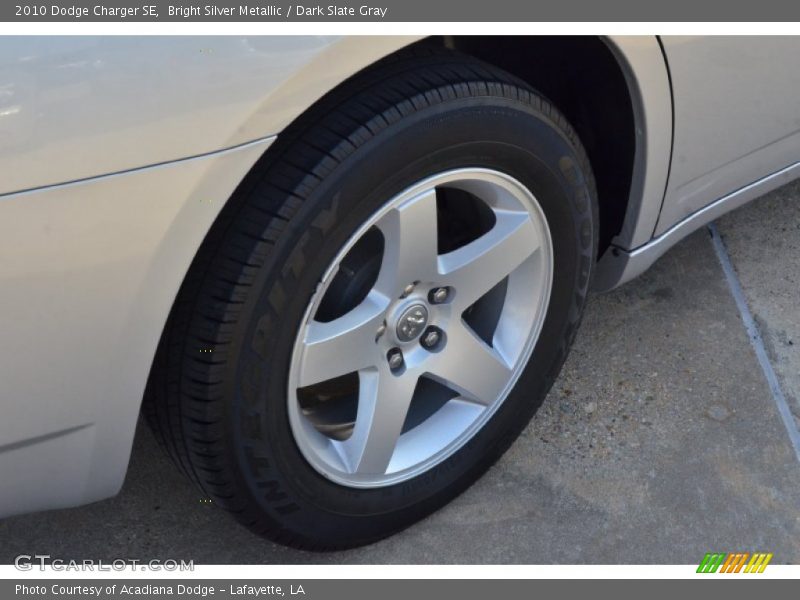 Bright Silver Metallic / Dark Slate Gray 2010 Dodge Charger SE