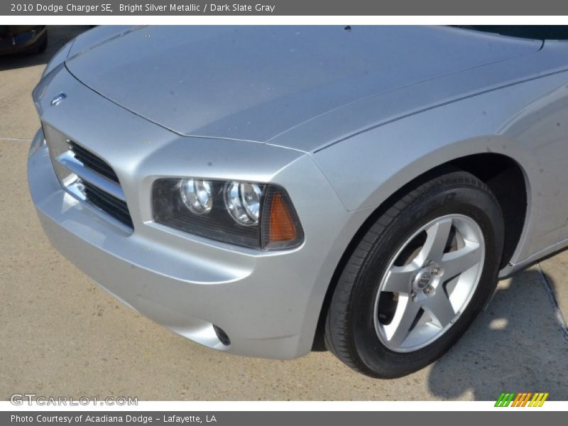 Bright Silver Metallic / Dark Slate Gray 2010 Dodge Charger SE