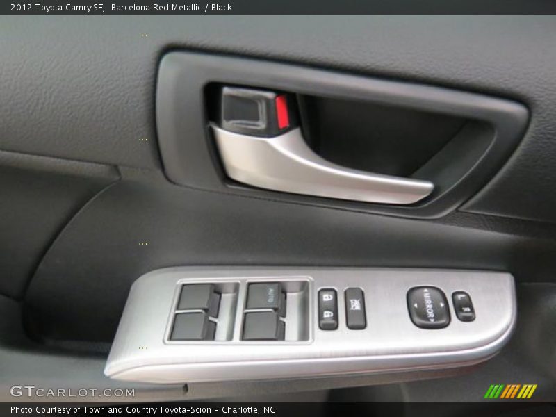 Barcelona Red Metallic / Black 2012 Toyota Camry SE