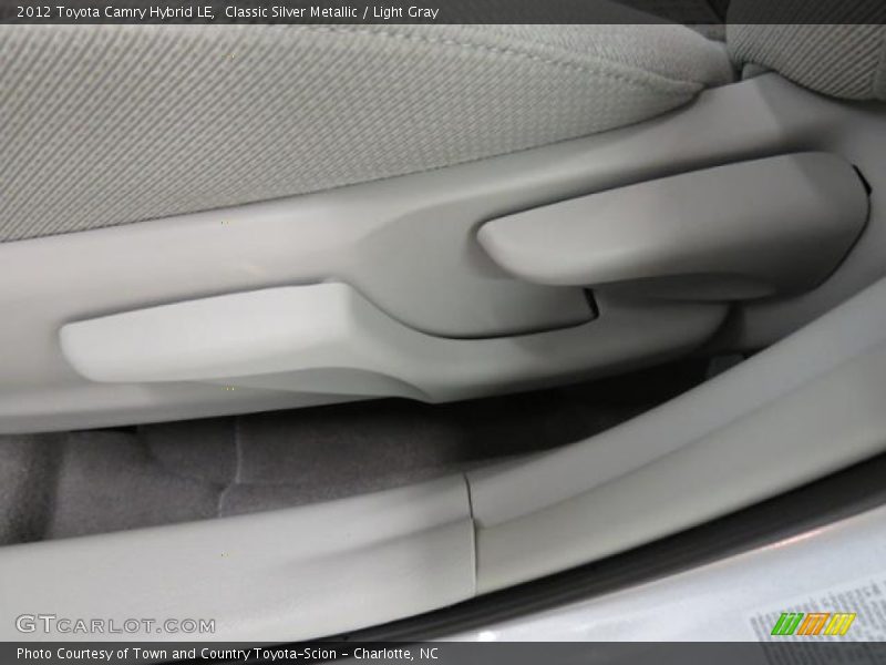 Classic Silver Metallic / Light Gray 2012 Toyota Camry Hybrid LE
