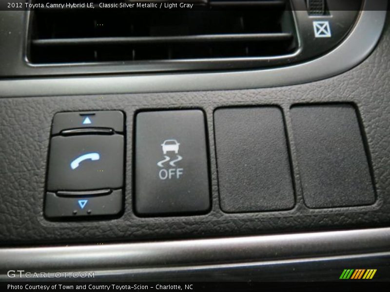Classic Silver Metallic / Light Gray 2012 Toyota Camry Hybrid LE