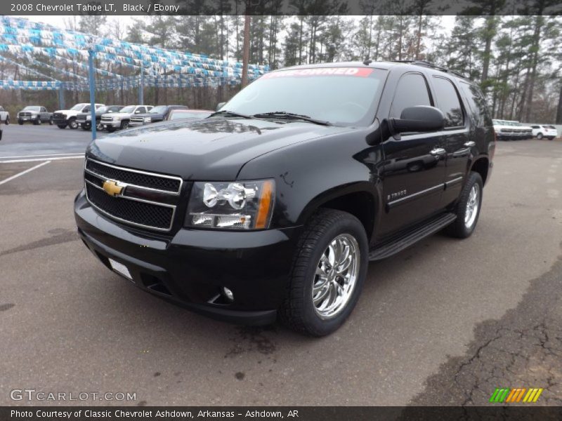 Front 3/4 View of 2008 Tahoe LT