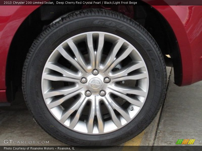  2013 200 Limited Sedan Wheel