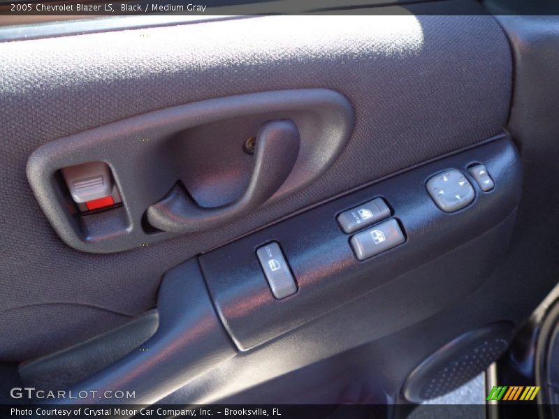 Black / Medium Gray 2005 Chevrolet Blazer LS