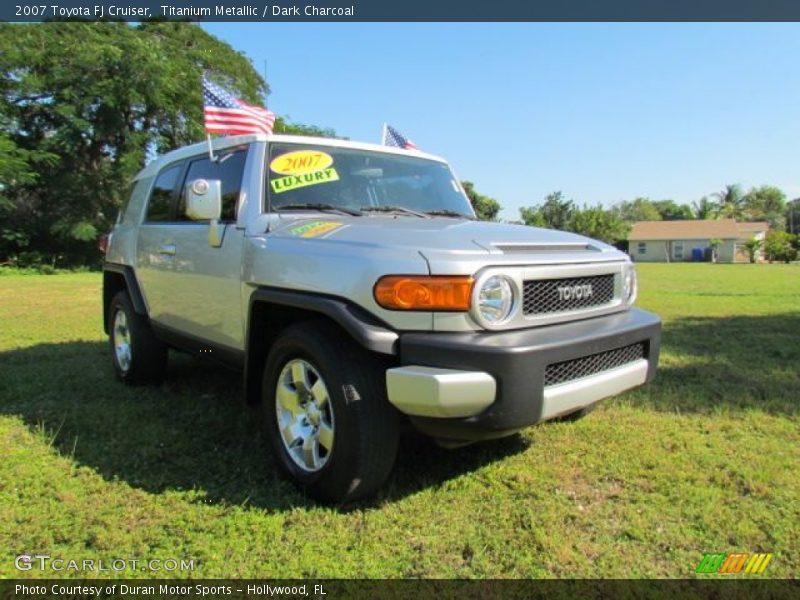 Titanium Metallic / Dark Charcoal 2007 Toyota FJ Cruiser