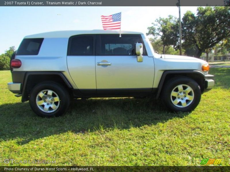 Titanium Metallic / Dark Charcoal 2007 Toyota FJ Cruiser