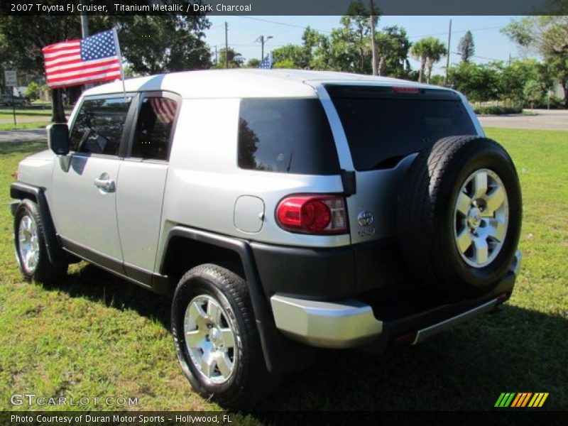 Titanium Metallic / Dark Charcoal 2007 Toyota FJ Cruiser