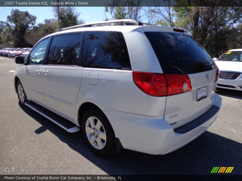 Natural White / Stone 2007 Toyota Sienna XLE